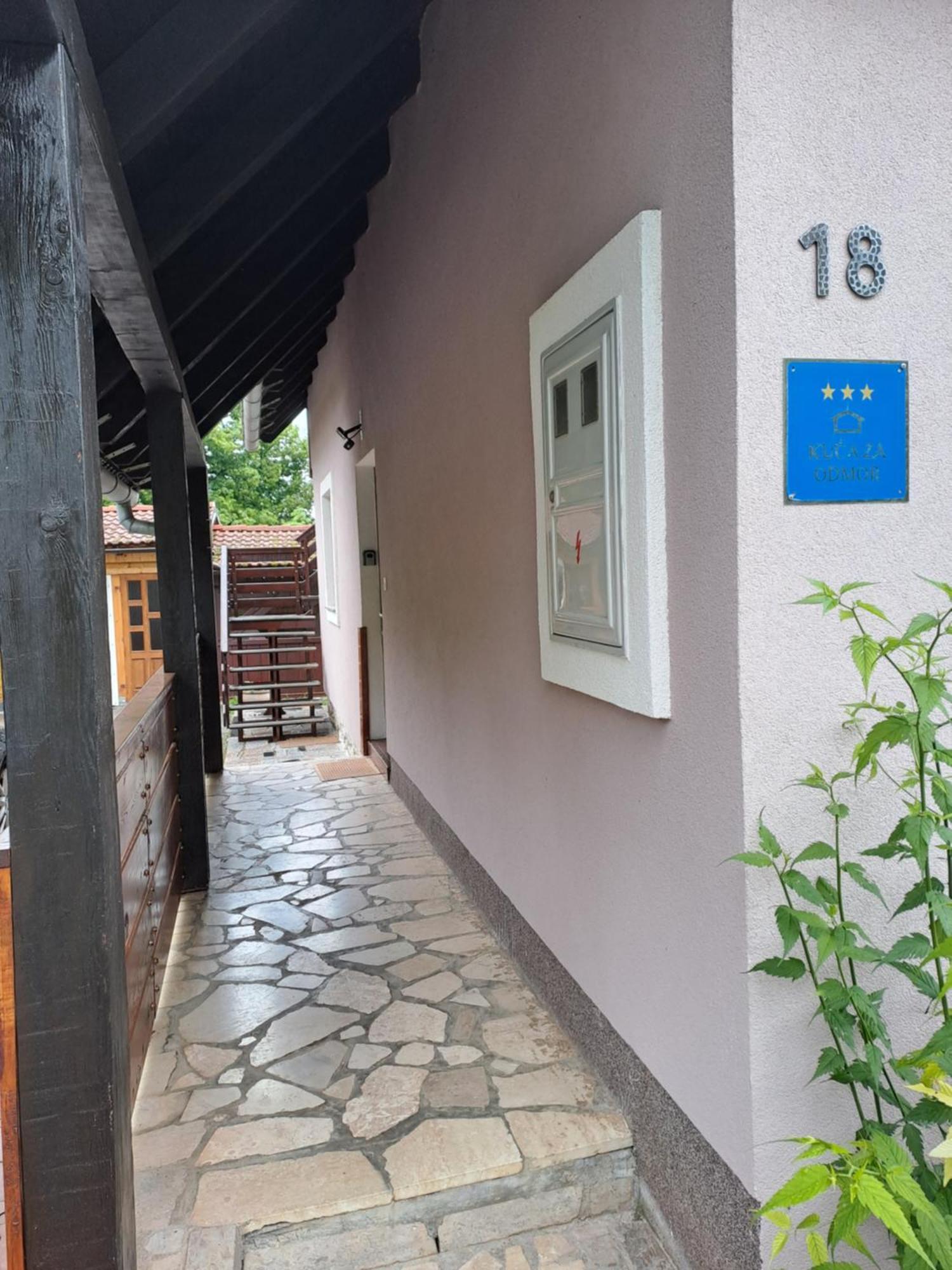 Guesthouse Andrea Poljanak Exteriér fotografie